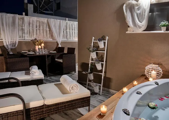 Castello Luxury With Private Jacuzzi