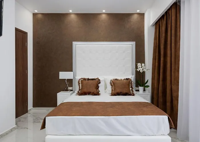 Castello Luxury With Private Jacuzzi Apartament *