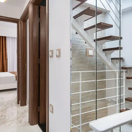 Castello Luxury With Private Jacuzzi