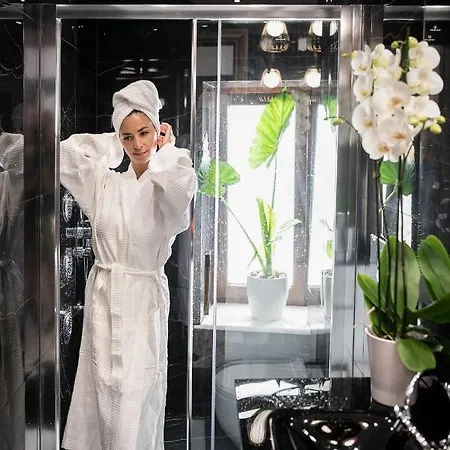 Castello Luxury With Private Jacuzzi 干尼亞