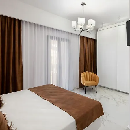 Castello Luxury With Private Jacuzzi Lejlighed